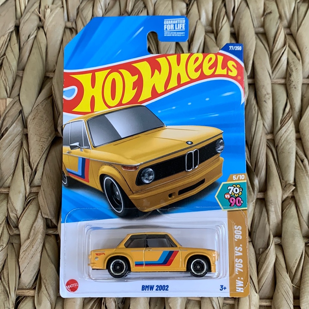 Yellow 1968 BMW 2002 Beamer German Car Hot Wheels 1960s 60s Hotwheels 2025 🆕